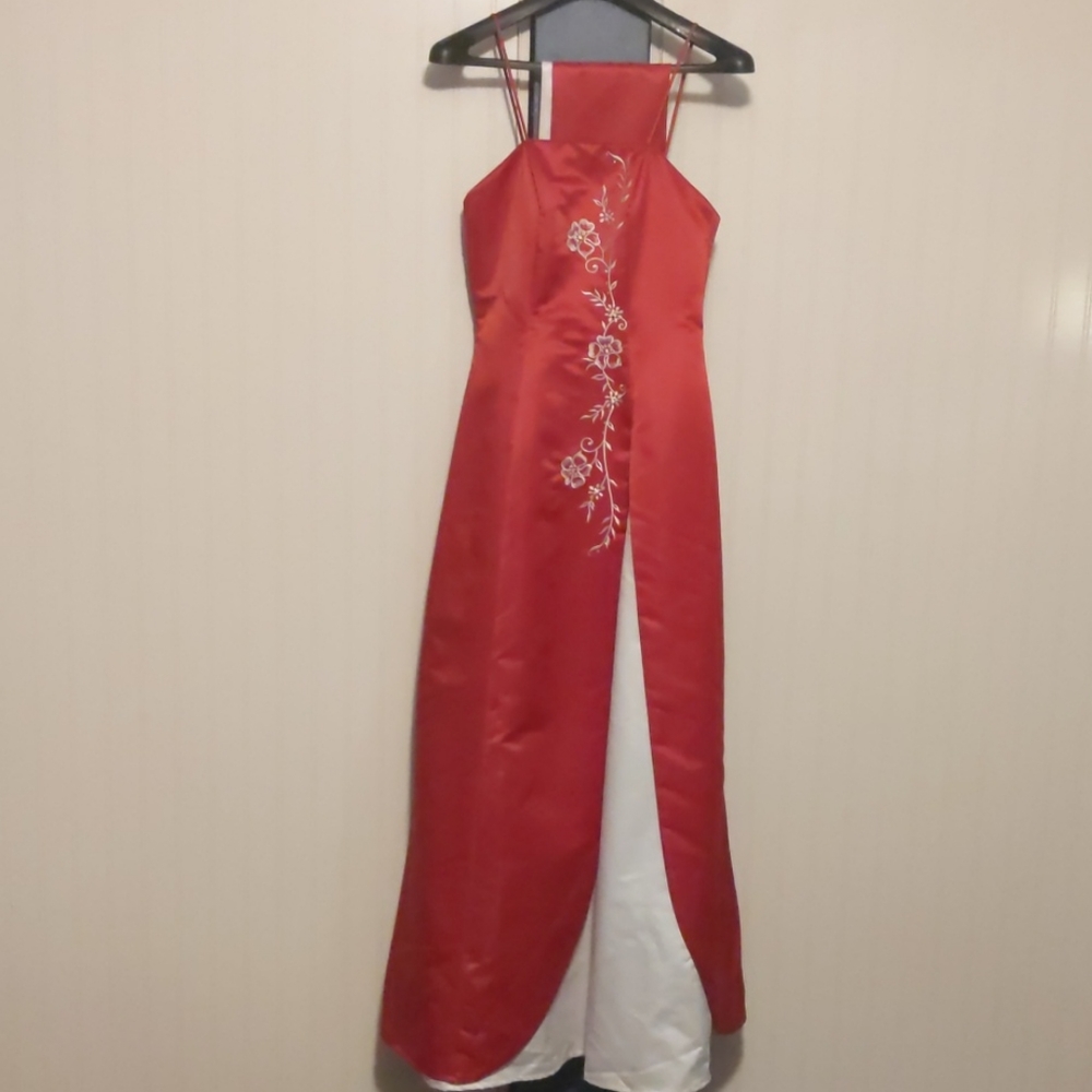 Prom Dress - Picture 5 of 7
